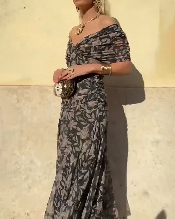 Aurélie | Robe élégante avec col en V et épaules dénudées